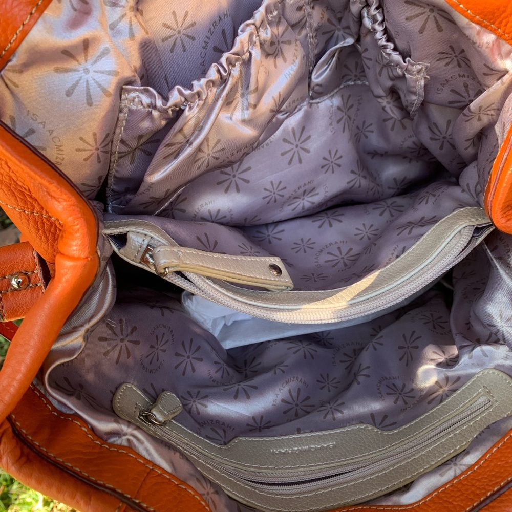 Gently used ISAAC MIZRAHI shoulder bag soft orange pebbled leather silver trim - Picture 7 of 10